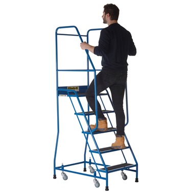5 Treads