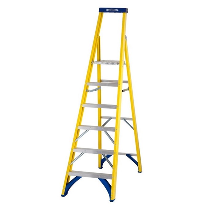 Werner 717 Fibreglass Platform Step Ladders