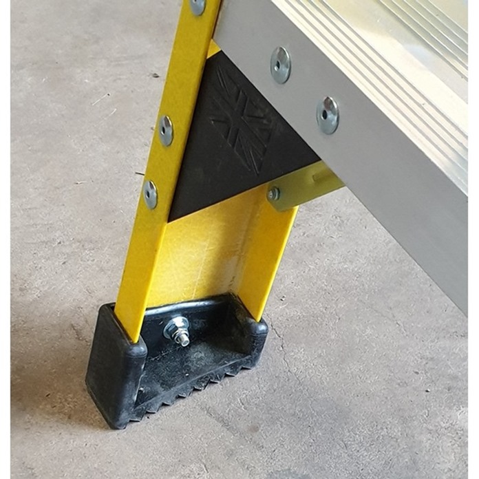 Super-Trade Glass Fibre Platform Step Ladder