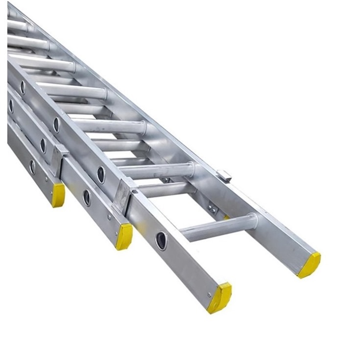 Lyte 3 Section Trade Triple Extension Ladder - Free Delivery