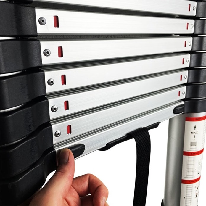 Lightweight Telescopic Ladder
