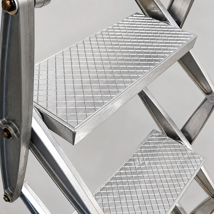 Columbus Junior Vertical Wall Concertina Ladder