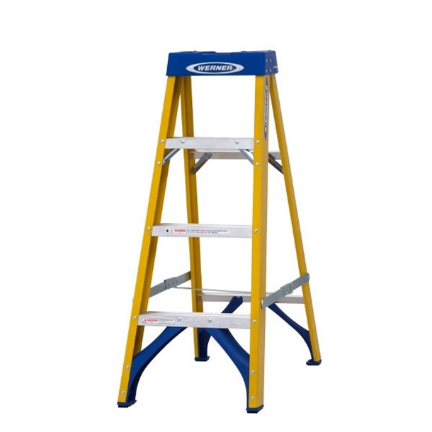 Fibreglass swingback step ladder