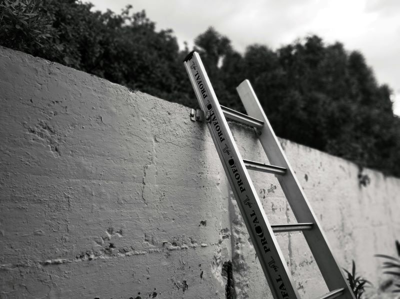 How to Secure a Ladder 