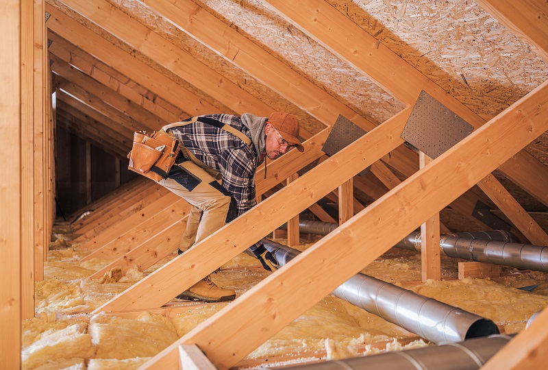 installing loft insulation