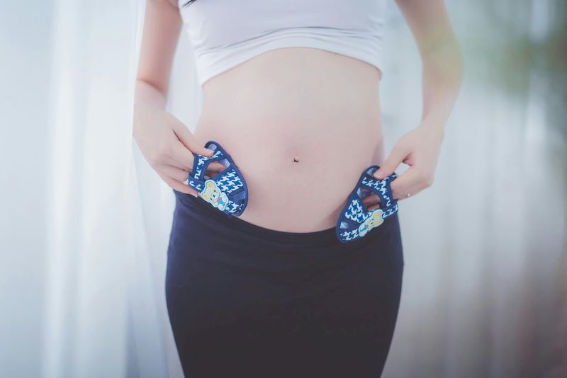 Can I Use a Ladder While Pregnant?