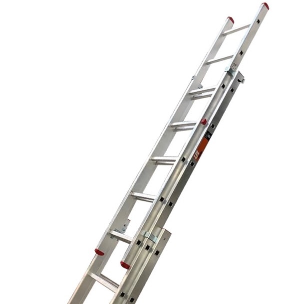 triple extension ladder