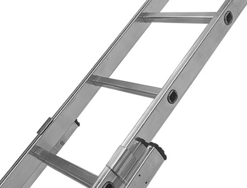 Ladder with square rungs