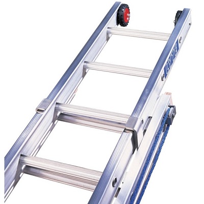 Rope operated extension ladder